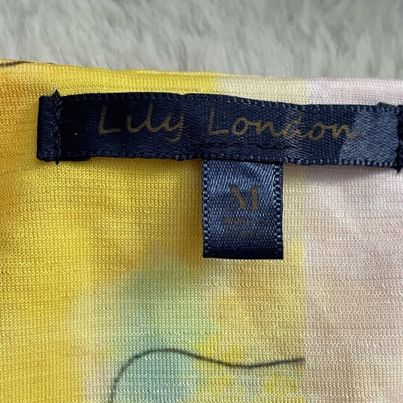 Lilly London Women's Tunic Style Colorful Abstract Artsy Top Size Medium - Picture 4 of 6